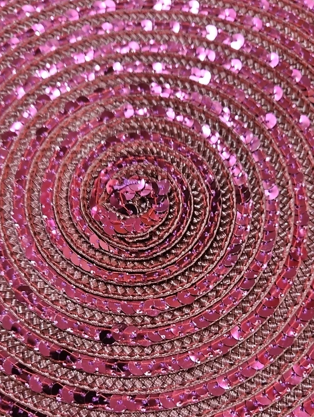 Set of 4 Round Sequin Placemats in Magenta 15 Inch Diameter